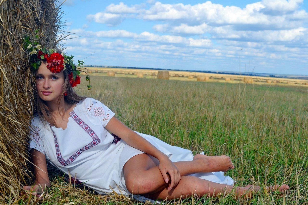 Slavic girls in St. Johns